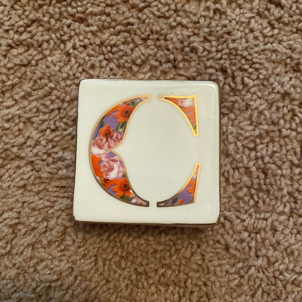 C- Trinket Dish